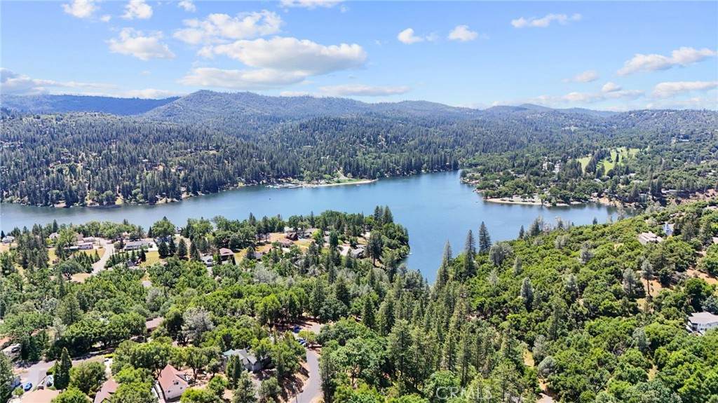 20524 Echo Court - Photo 1