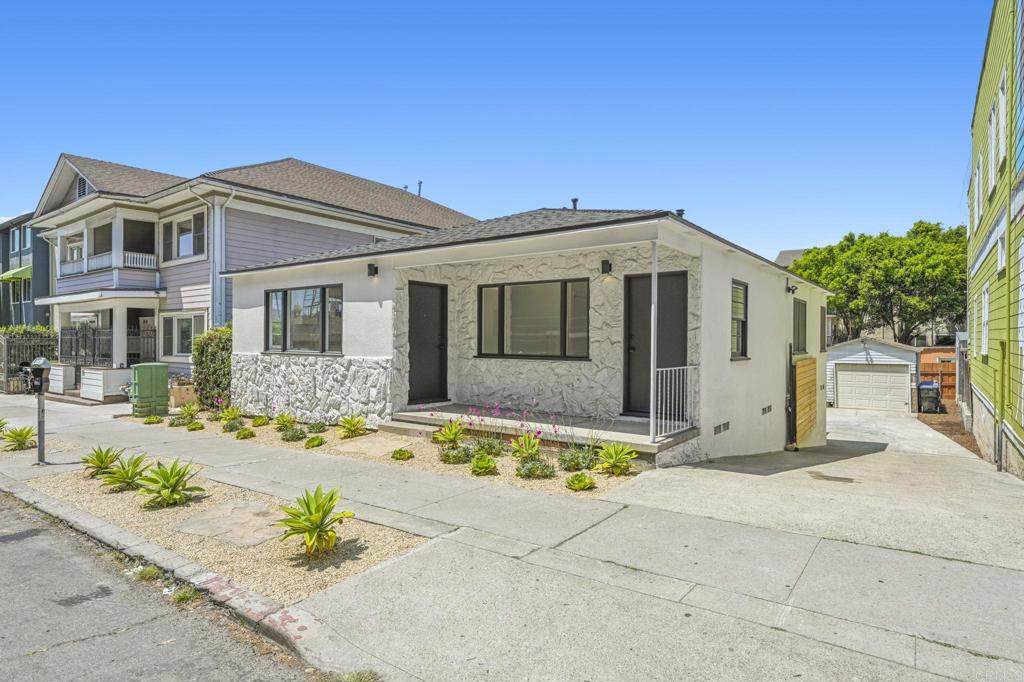 1936 38 Broadway - Photo 1