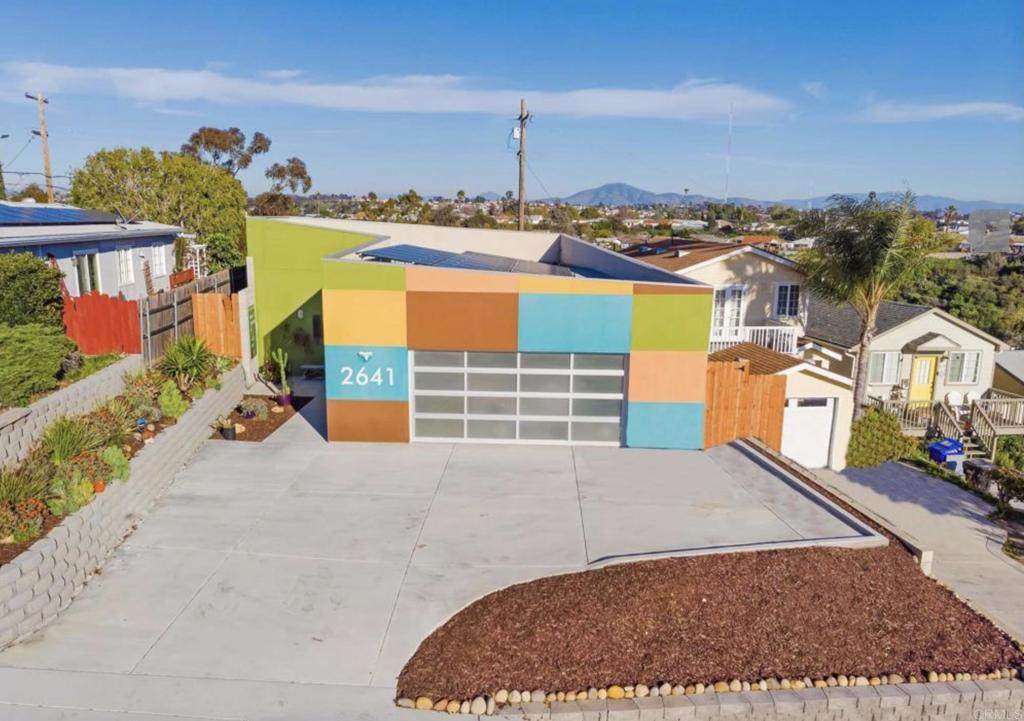 2641 46th Street - Photo 1