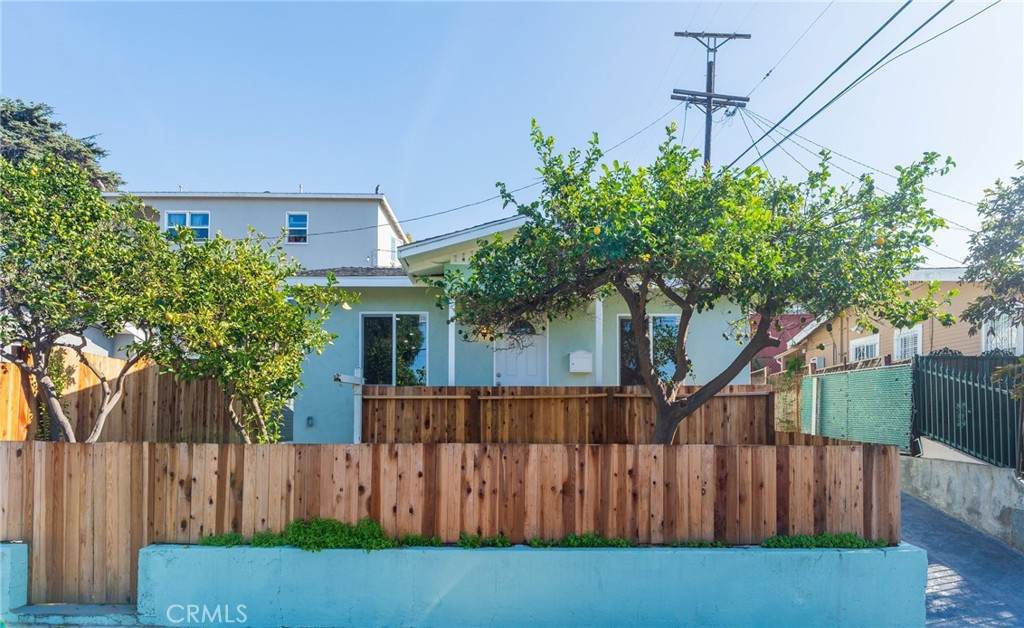 1680 Rimpau Boulevard - Photo 1