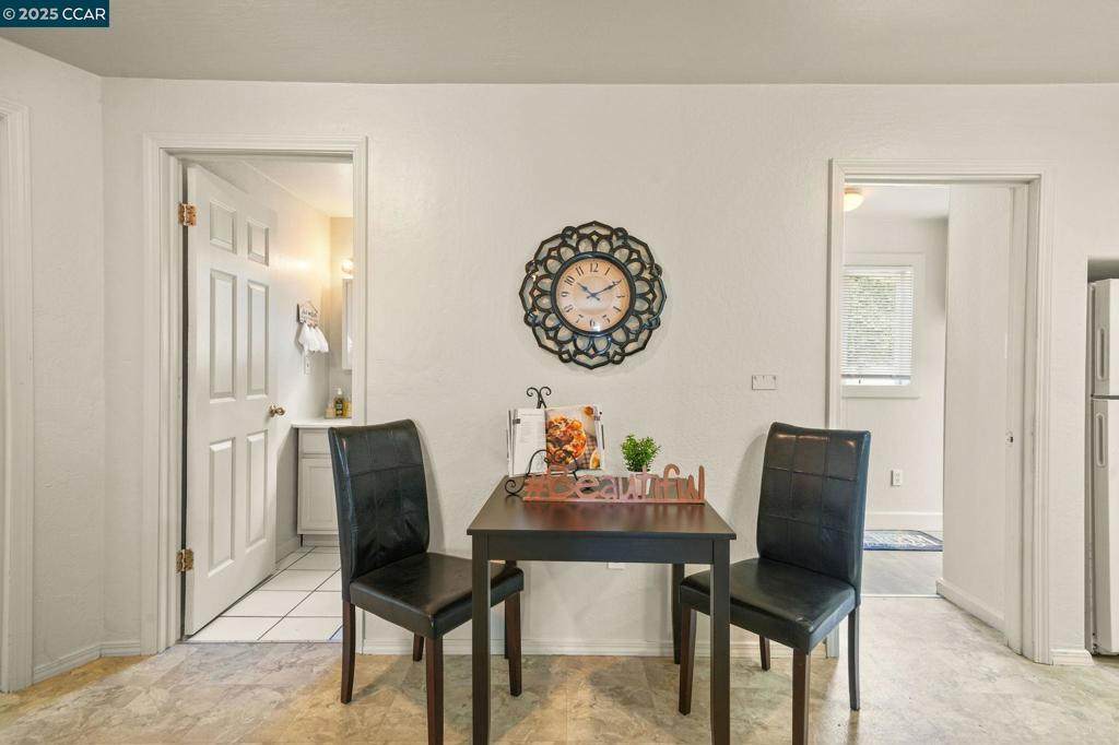 220 Nigh St - Photo 1