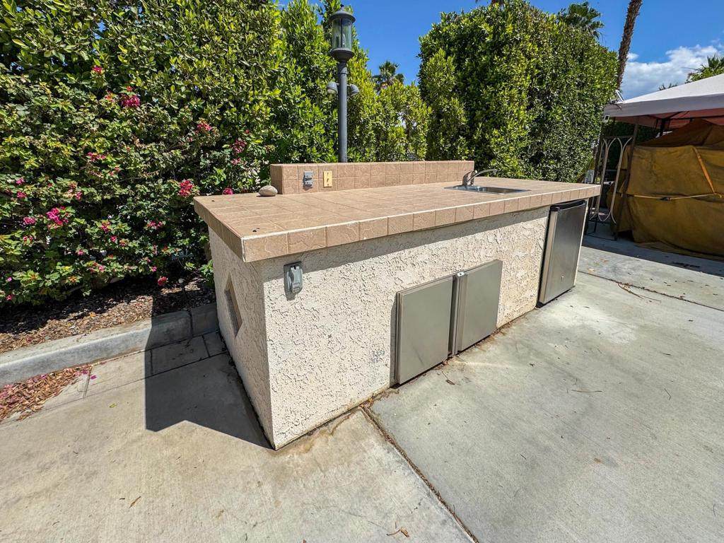 80394 Avenue 48 - Photo 1