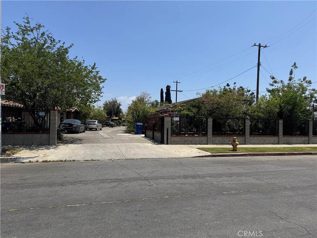 https://bt-photos.global.ssl.fastly.net/socal/orig_boomver_1_407291309-2.jpg