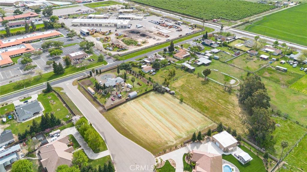 965 Bryant Court - Photo 1