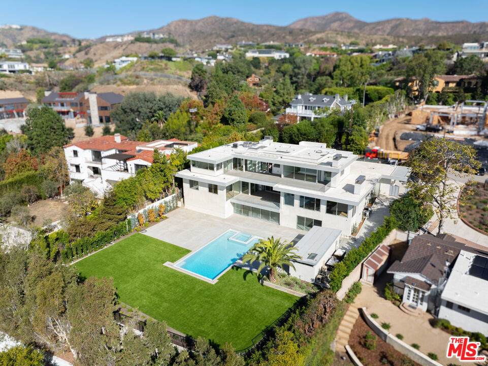 15920 Alcima Avenue - Photo 1