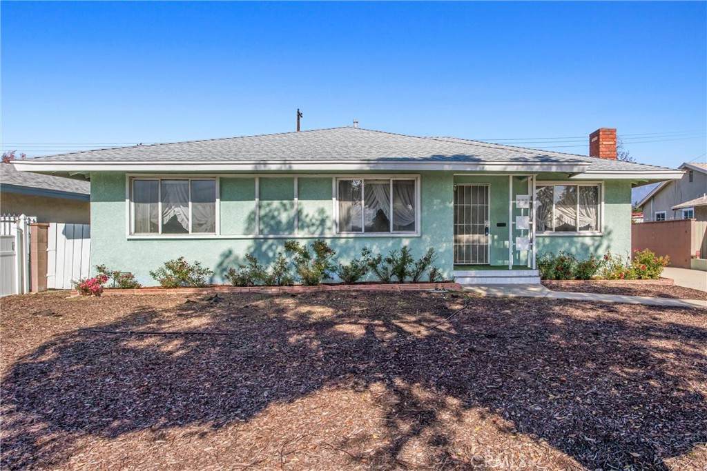 822 5th Street - Photo 1