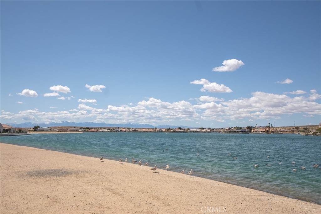 27857 Hummingbird - Photo 1