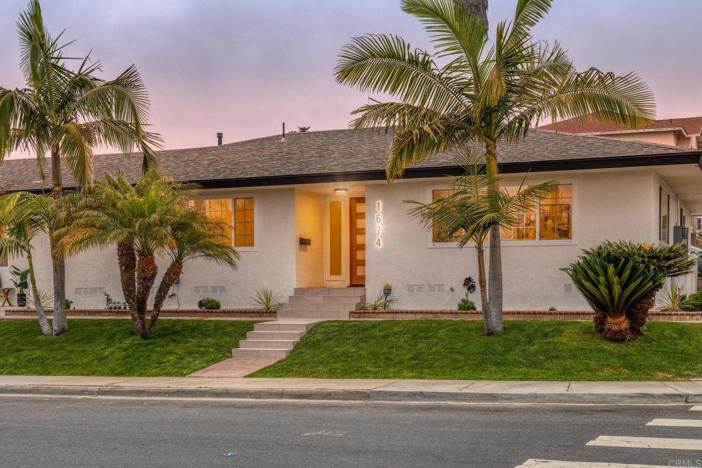 1674 Evergreen Street - Photo 1