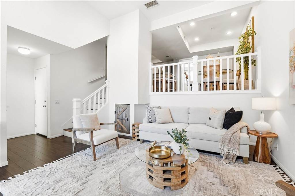 380 Wilson - Photo 1