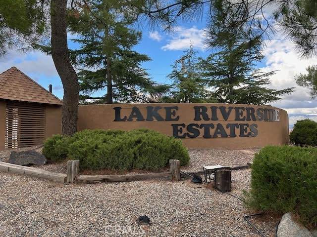 295 Flightline Way - Photo 1