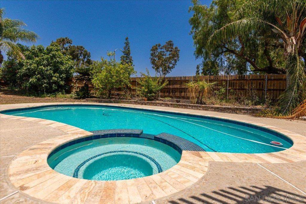 1525 Fair Glen Rd - Photo 1