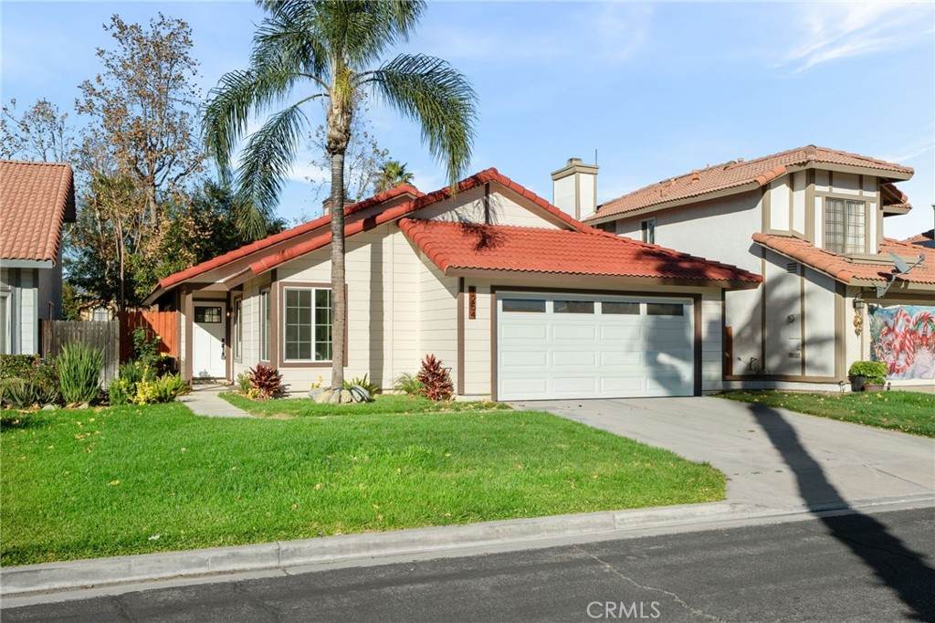 1254 Van Koevering - Photo 1