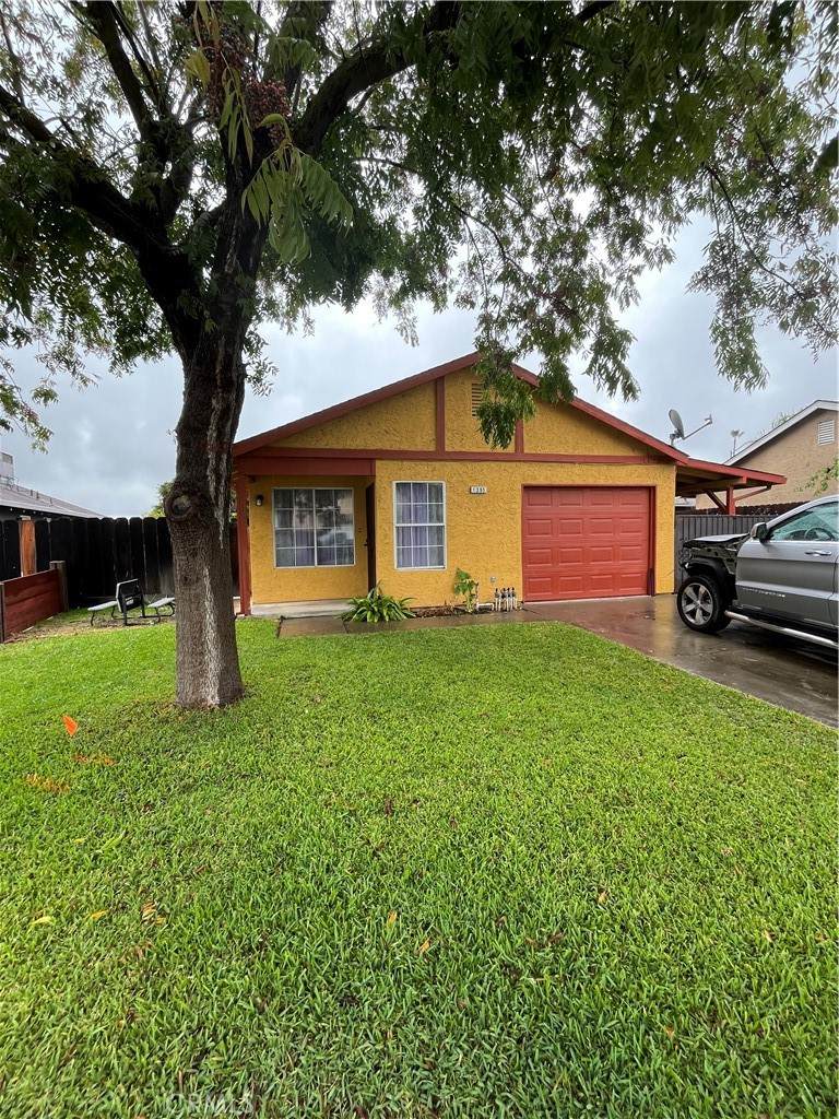 1395 Vine Street - Photo 1