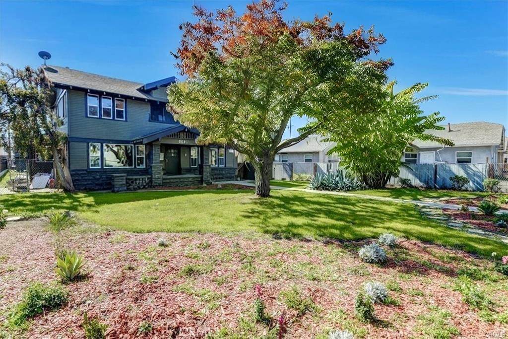 1048 5th Street - Photo 1