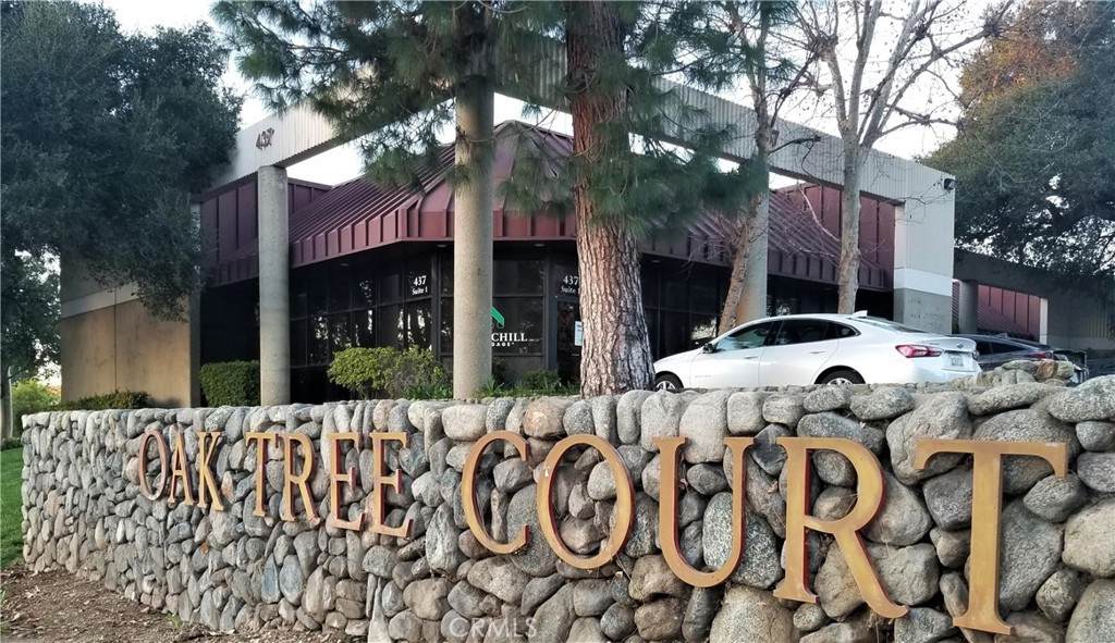 437 1/2 Cataract - Photo 1