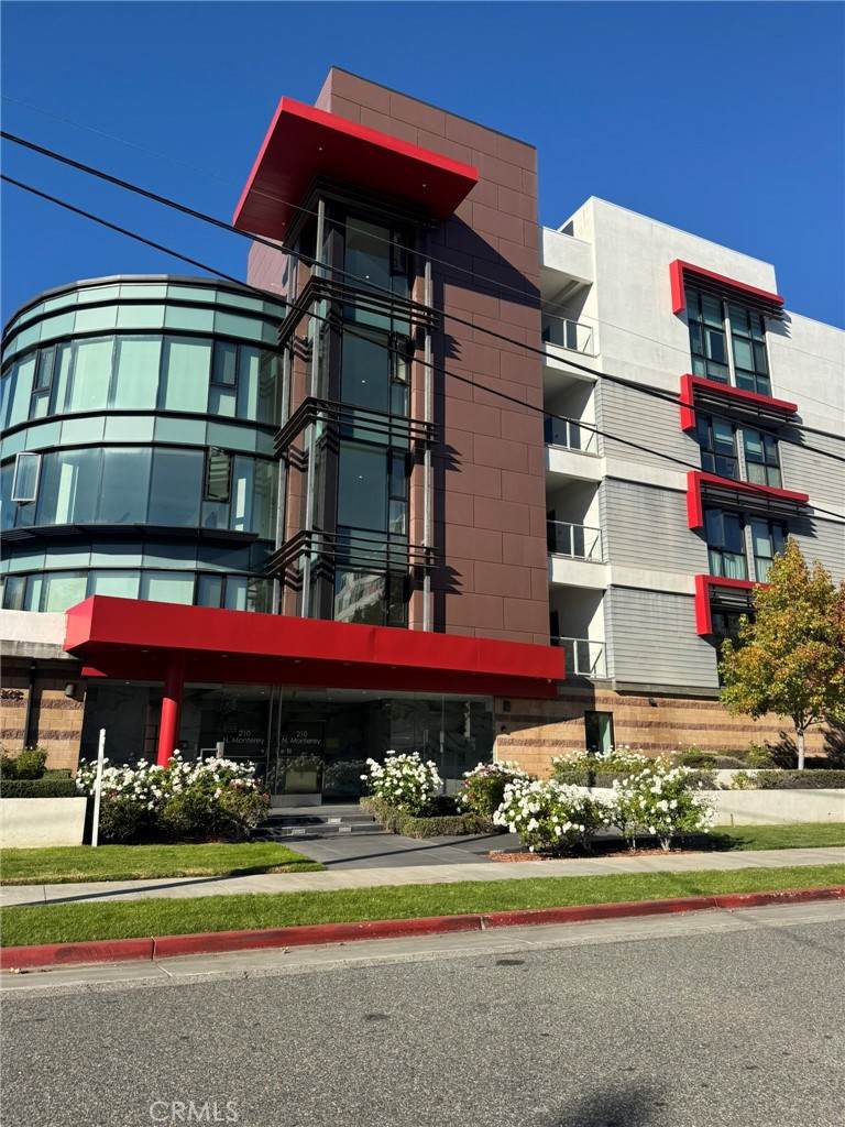 210 Monterey Street - Photo 1