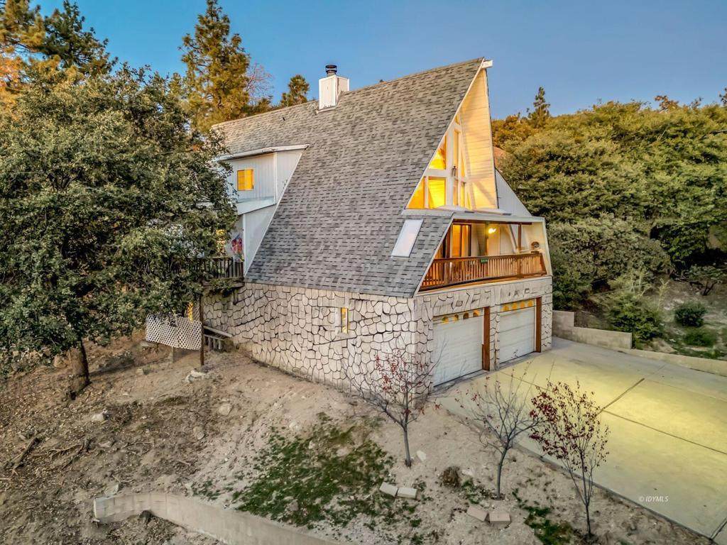 26750 Saunders Meadow Road - Photo 1