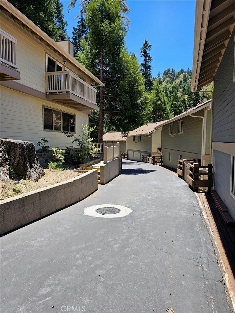 310 Canyon Crest - Photo 1