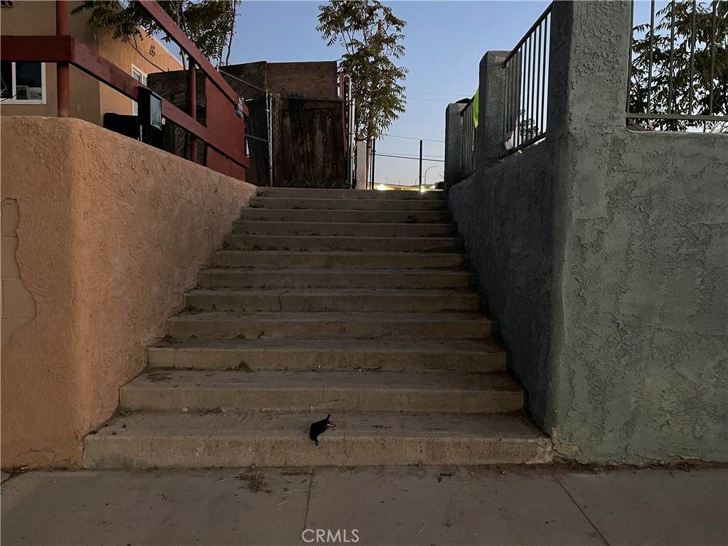 https://bt-photos.global.ssl.fastly.net/socal/orig_boomver_1_407785565-2.jpg