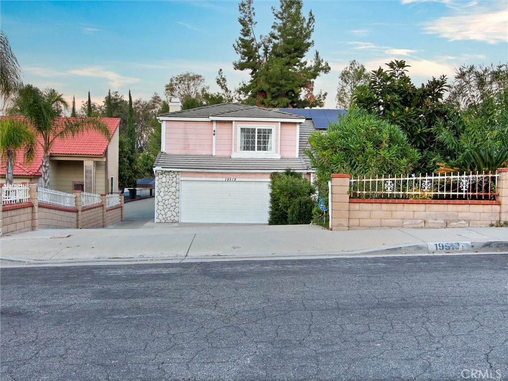 19519 Greenwillow - Photo 1