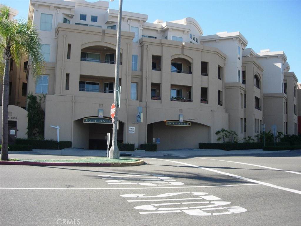 1301 Cabrillo - Photo 1