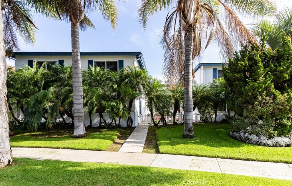 970 Valencia Street - Photo 1