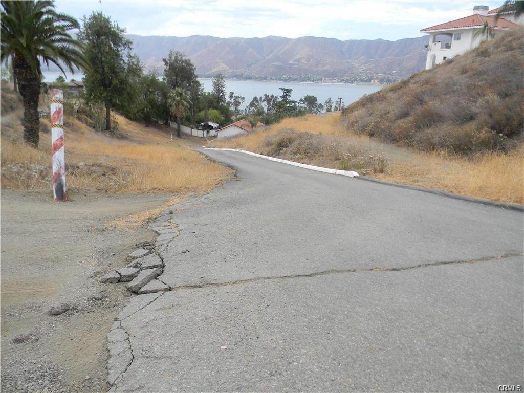 https://bt-photos.global.ssl.fastly.net/socal/orig_boomver_1_408105347-2.jpg