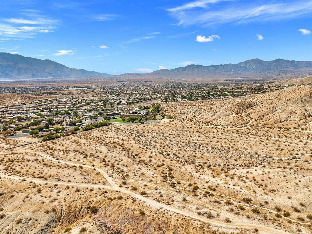 https://bt-photos.global.ssl.fastly.net/socal/orig_boomver_1_408130111-2.jpg