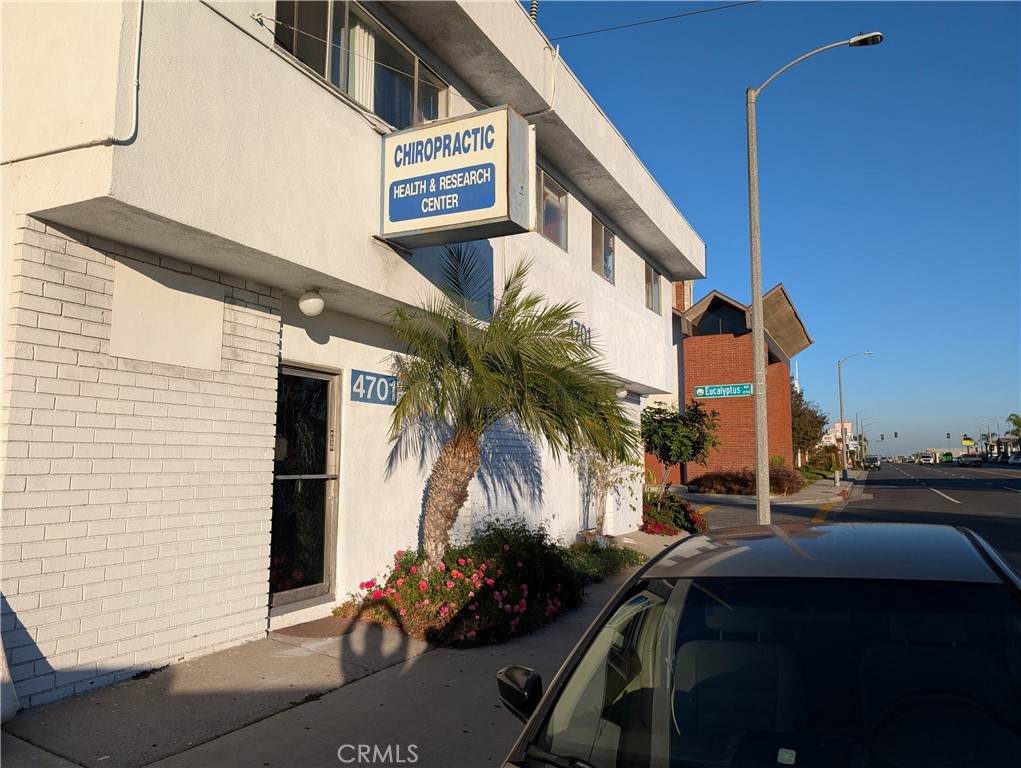 4701 El Segundo - Photo 1
