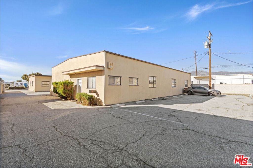 https://bt-photos.global.ssl.fastly.net/socal/orig_boomver_1_408244657-3.jpg