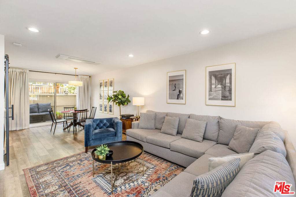 8025 Redlands Street - Photo 1