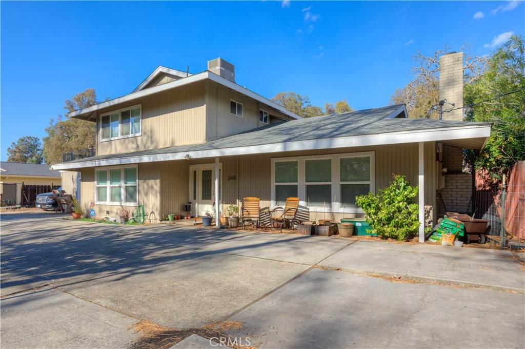 2605 Foothill - Photo 1