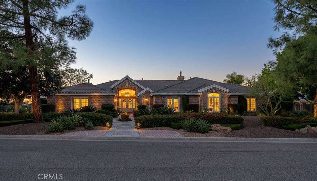 6872 Chartwell - Photo 1