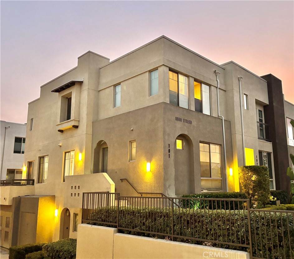 5550 Strand - Photo 1