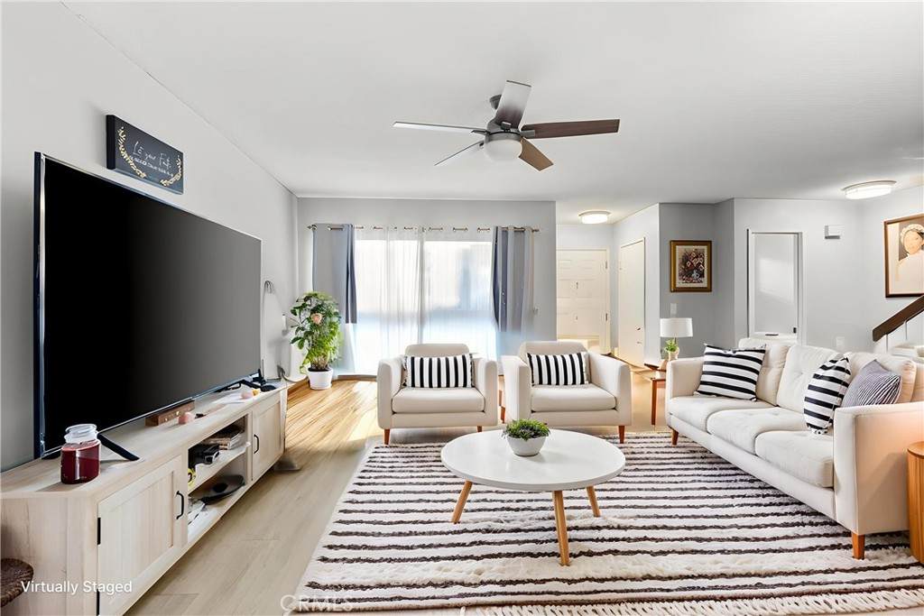 1929 Glenoaks - Photo 1