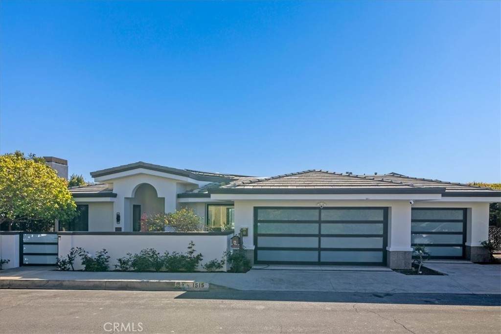1515 Tahiti Avenue - Photo 1