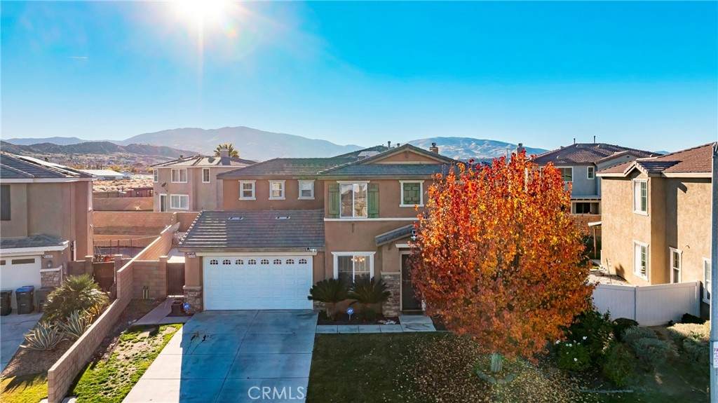 39299 Gainsborough Drive - Photo 1