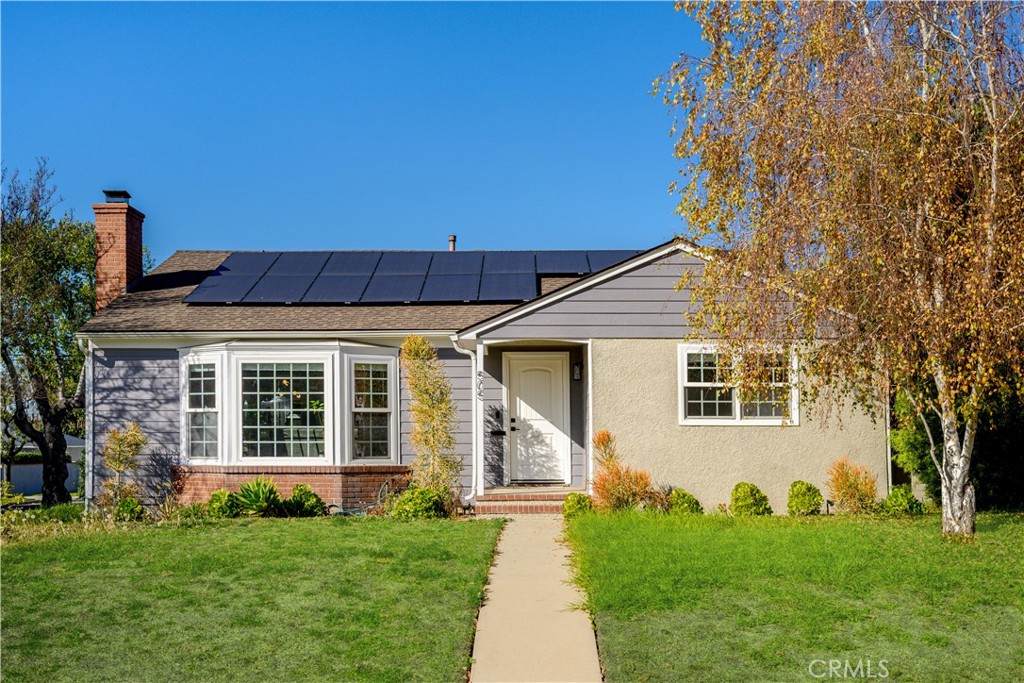 505 Cambridge Drive - Photo 1