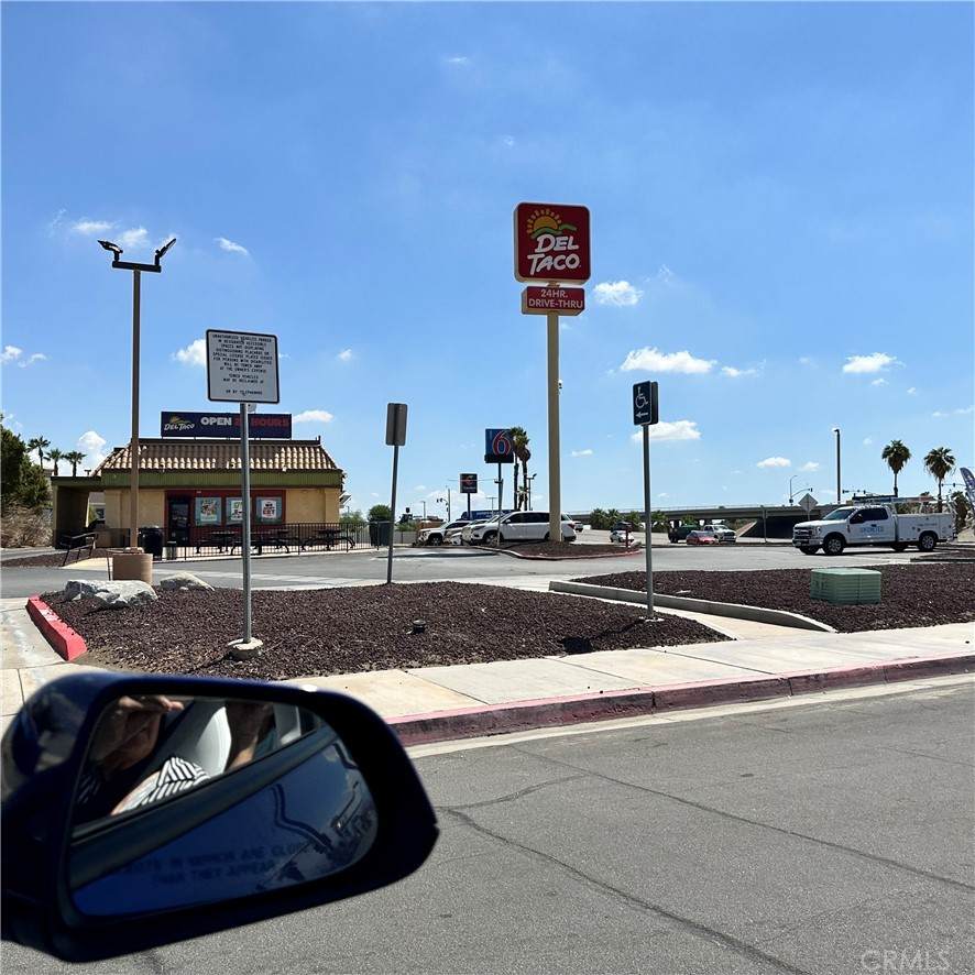 https://bt-photos.global.ssl.fastly.net/socal/orig_boomver_1_408686990-2.jpg