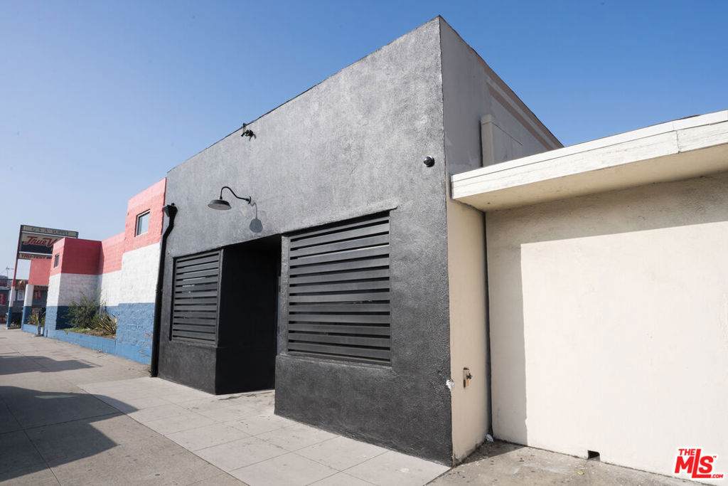 1529 Pacific Coast Highway - Photo 1