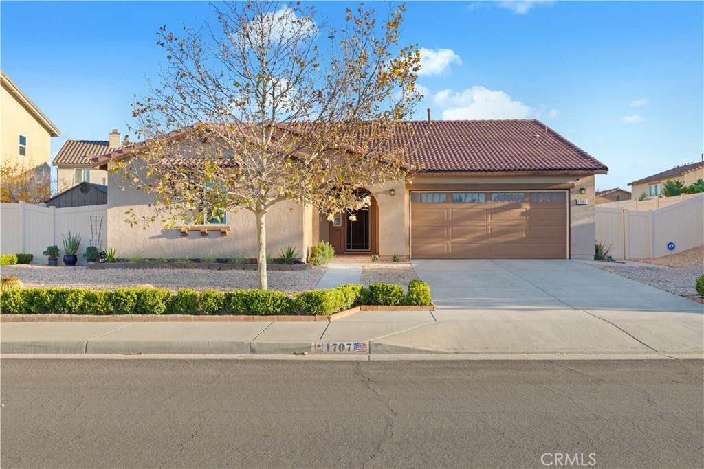 1707 Wheelbarrow Way - Photo 1