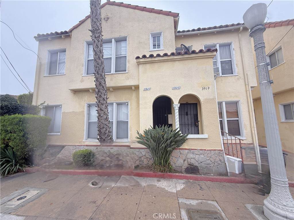 3921 Walton Avenue - Photo 1