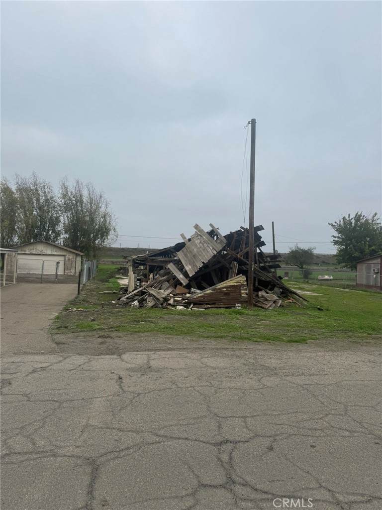 8156 Azusa - Photo 1