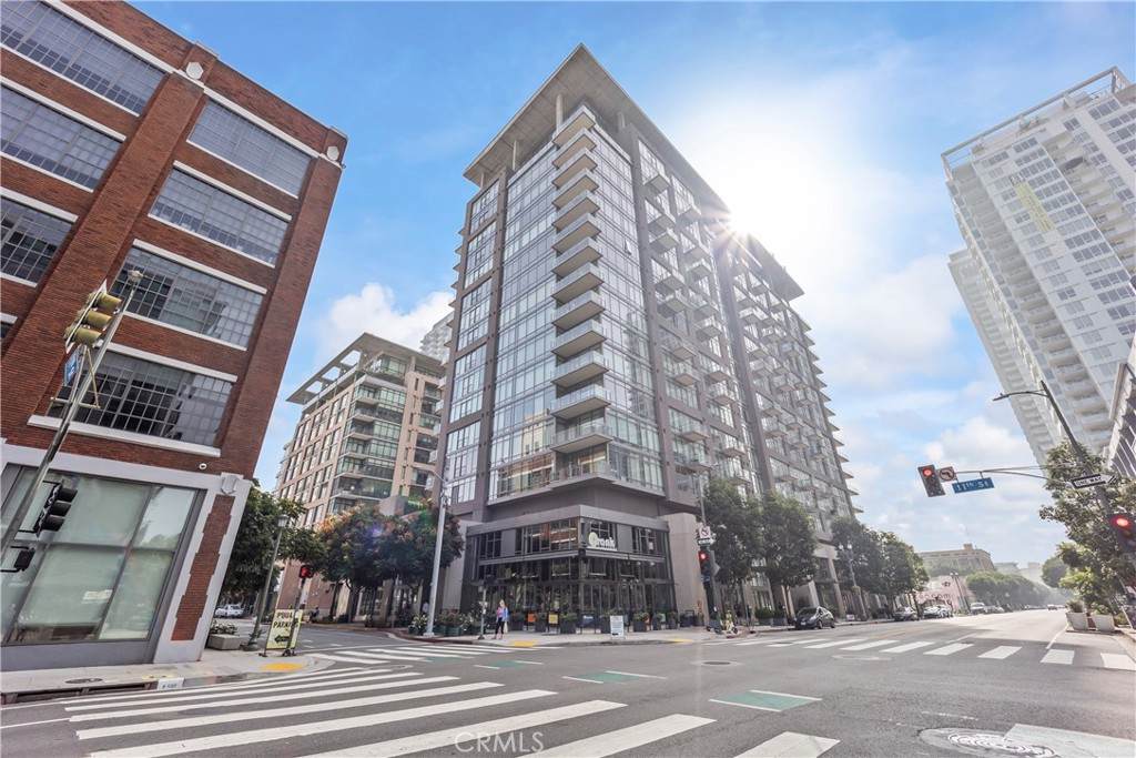 1100 Hope - Photo 1