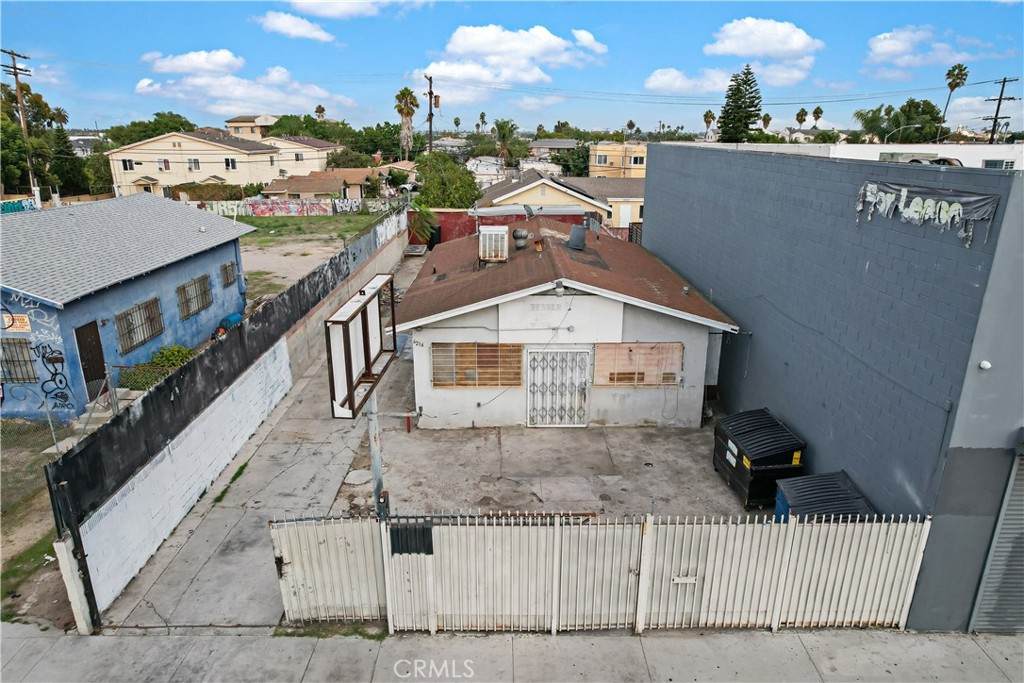 https://bt-photos.global.ssl.fastly.net/socal/orig_boomver_1_409158043-2.jpg