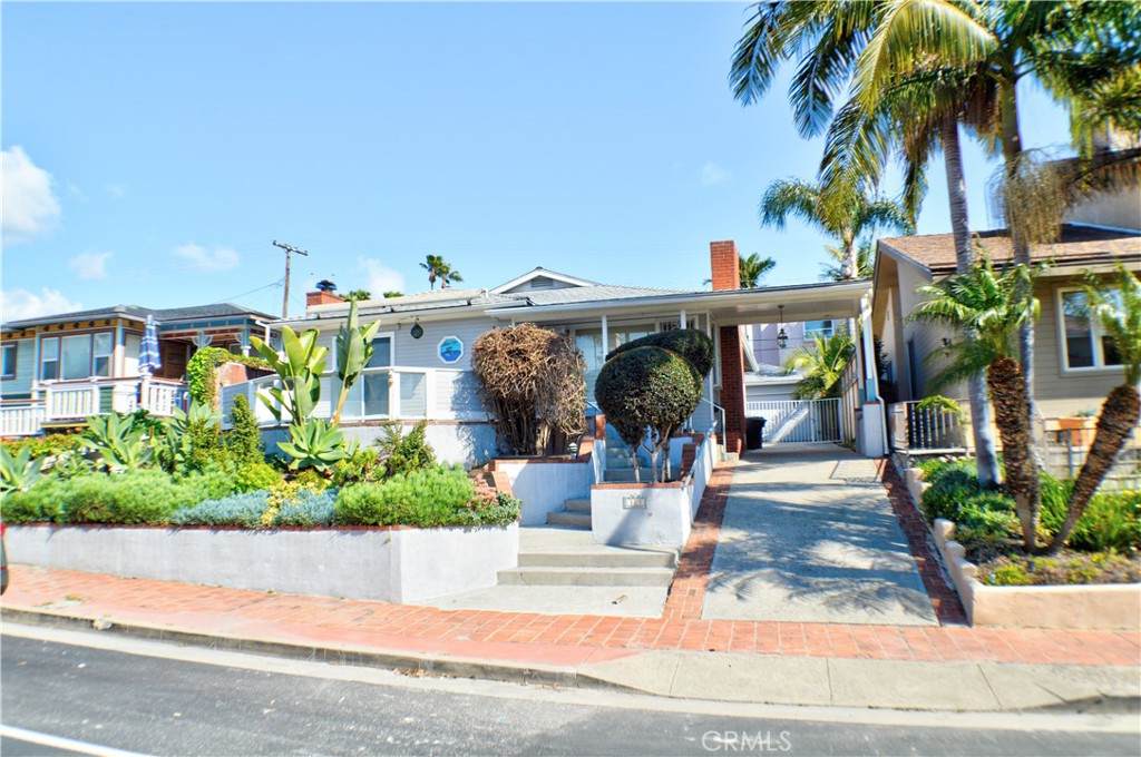 123 Avenida Valencia - Photo 1