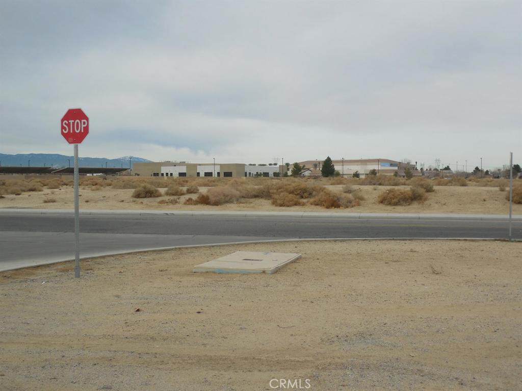 https://bt-photos.global.ssl.fastly.net/socal/orig_boomver_1_409224183-2.jpg