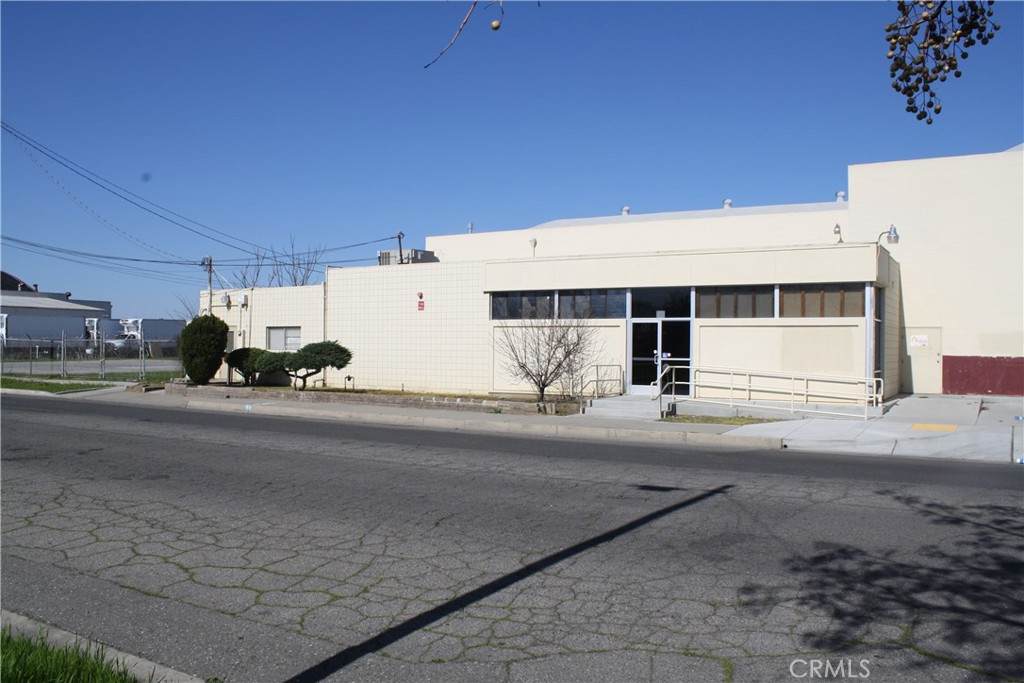 855 15th Street - Photo 1