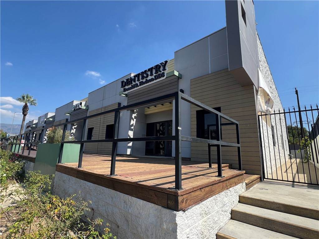 1956 Indian Hill - Photo 1