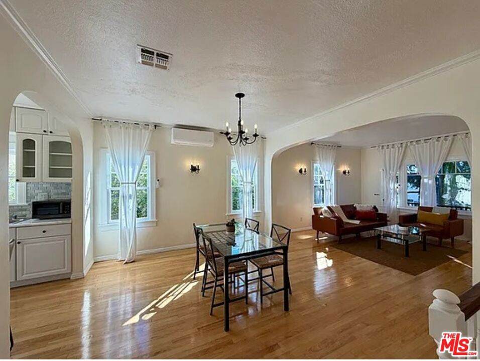 1123 15th Street - Photo 1